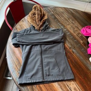 Marmot furlong hooded jacket soft shell medium dark carbon gray EUC